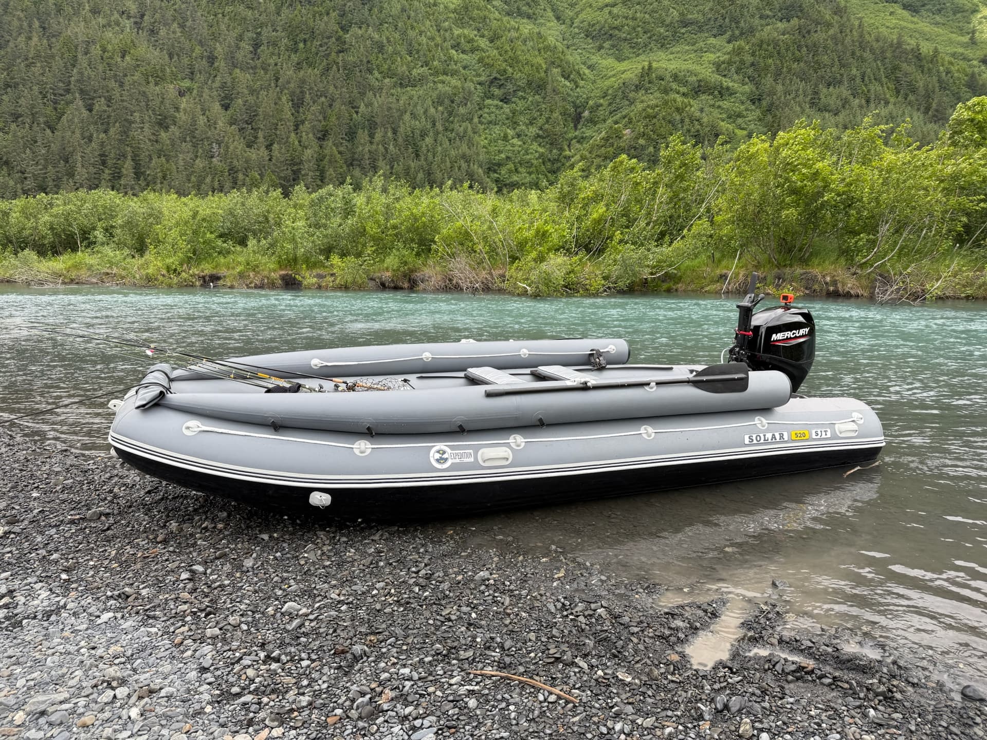 Solar 520 SJT w/ Mercury 60/40 motor